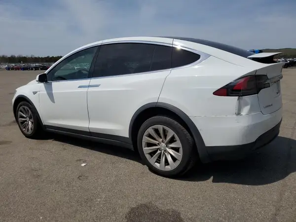 5YJXCAE21GF005015 2016 TESLA MODEL X - Image 2
