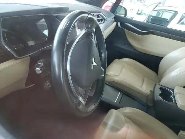5YJXCAE21GF008822 2016 TESLA MODEL X - Image 8