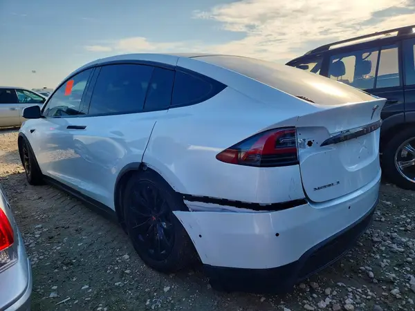 5YJXCAE21HF035536 2017 TESLA MODEL X - Image 2