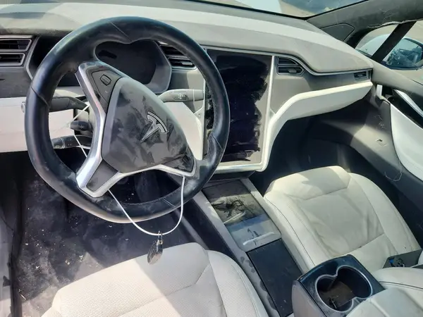 5YJXCAE21HF035536 2017 TESLA MODEL X - Image 8