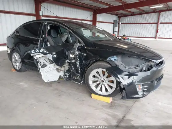5YJXCAE21HF041207 2017 TESLA MODEL X - Image 1