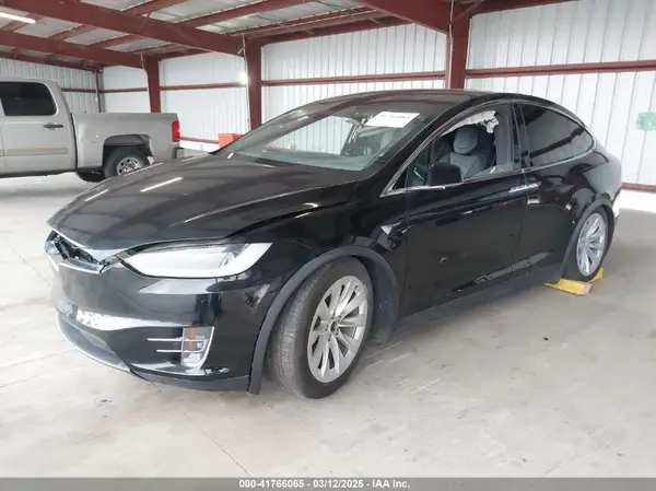5YJXCAE21HF041207 2017 TESLA MODEL X - Image 2