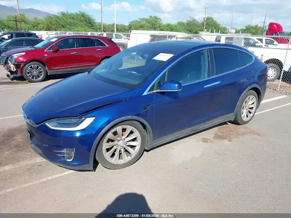 5YJXCAE21HF044186 2017 TESLA MODEL X - Image 2