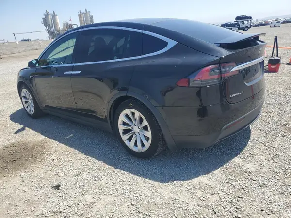 5YJXCAE21HF075051 2017 TESLA MODEL X - Image 2
