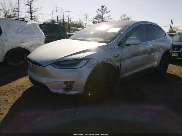 5YJXCAE21HF075079 2017 TESLA MODEL X - Image 2