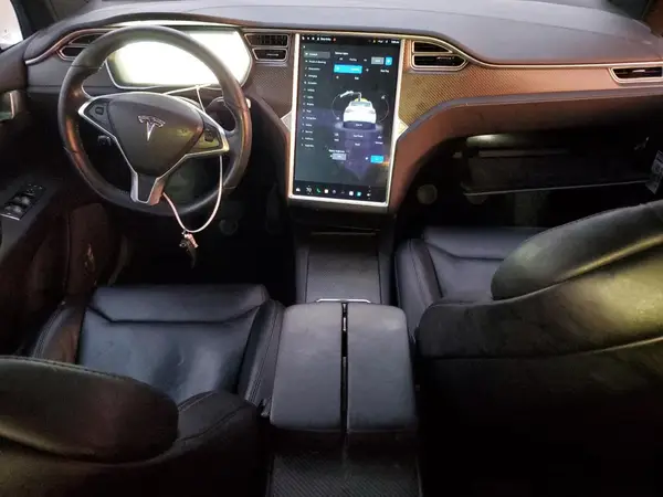 5YJXCAE21HF076040 2017 TESLA MODEL X - Image 8