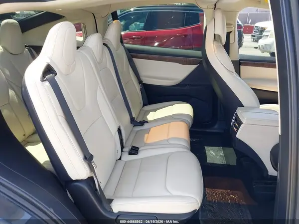 5YJXCAE21JF087674 2018 TESLA MODEL X - Image 8