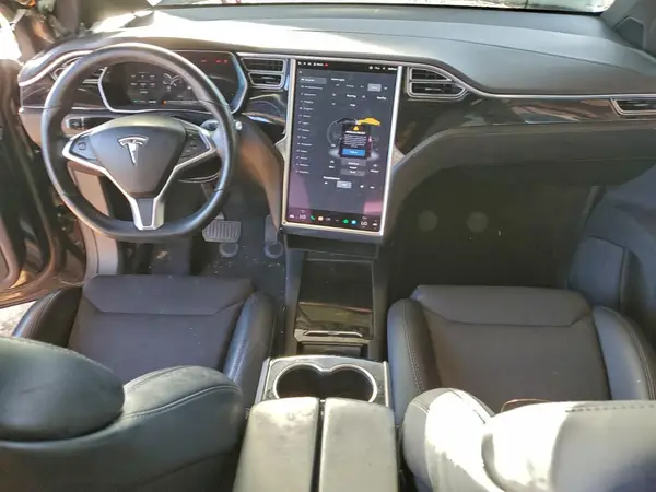 5YJXCAE21JF088243 2018 TESLA MODEL X - Image 8