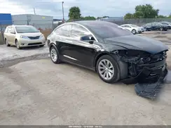 5YJXCAE21JF090266 2018 TESLA MODEL X
