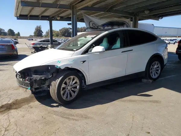 5YJXCAE21JF106367 2018 TESLA MODEL X - Image 1