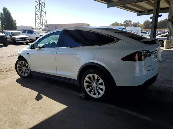 5YJXCAE21JF106367 2018 TESLA MODEL X - Image 2