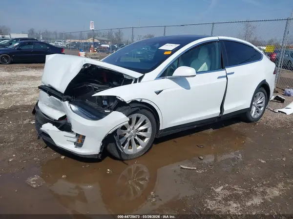 5YJXCAE21JF118518 2018 TESLA MODEL X - Image 2