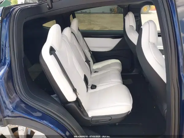 5YJXCAE21JF127039 2018 TESLA MODEL X - Image 8