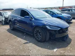 5YJXCAE21JF132628 2018 TESLA MODEL X