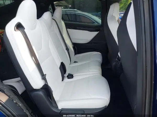 5YJXCAE21JF142592 2018 TESLA MODEL X - Image 8