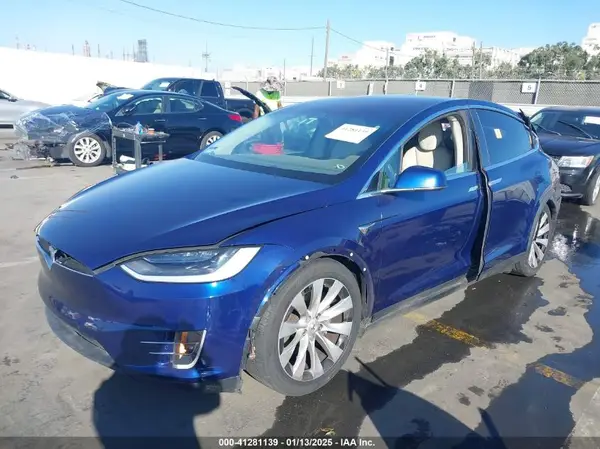 5YJXCAE21KF184892 2019 TESLA MODEL X - Image 2