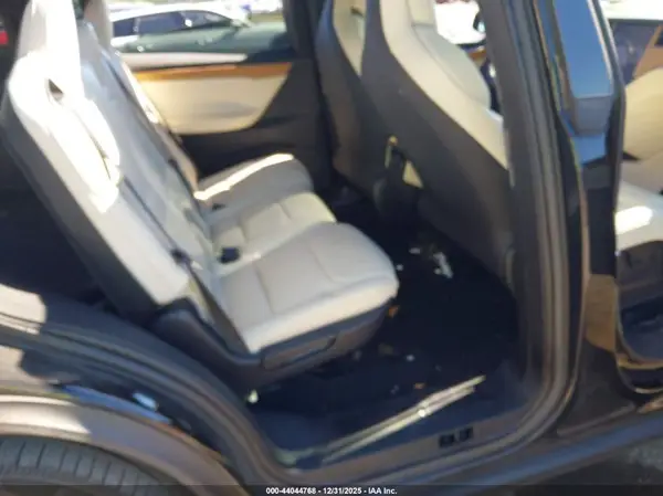5YJXCAE21KF187131 2019 TESLA MODEL X - Image 8