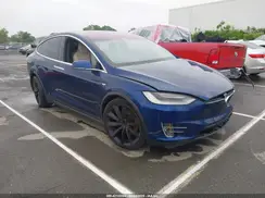5YJXCAE21KF196699 2019 TESLA MODEL X