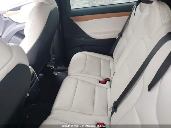 5YJXCAE21LF233168 2020 TESLA MODEL X - Image 8