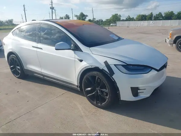5YJXCAE21LF248236 2020 TESLA MODEL X - Image 1
