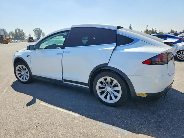 5YJXCAE21LF249953 2020 TESLA MODEL X - Image 2