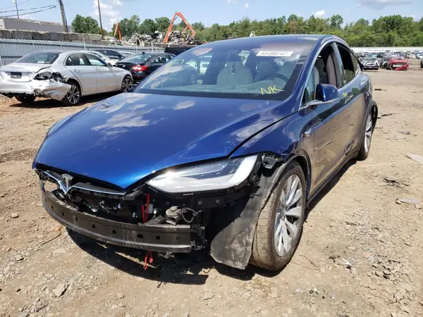 5YJXCAE21LF260967 2020 TESLA MODEL X - Image 2