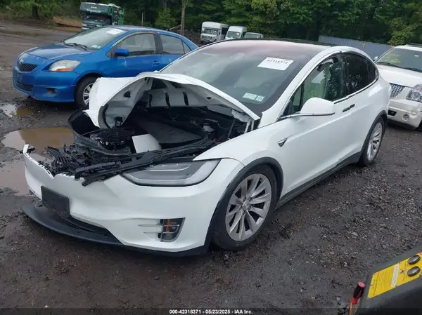 5YJXCAE21MF319288 2021 TESLA MODEL X - Image 2