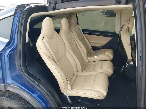5YJXCAE22GF001801 2016 TESLA MODEL X - Image 8