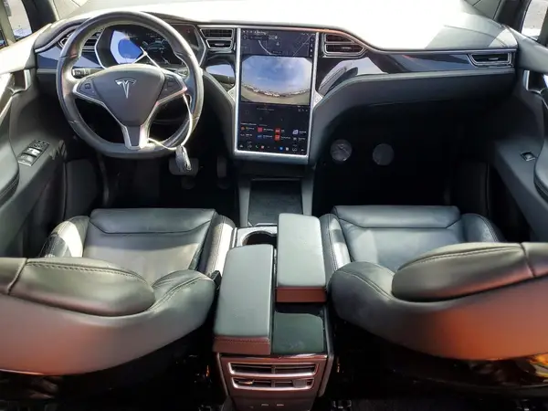 5YJXCAE22GF002303 2016 TESLA MODEL X - Image 8