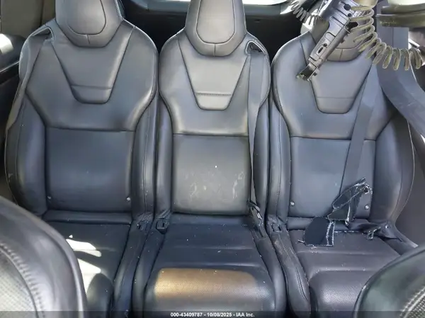 5YJXCAE22GF002463 2016 TESLA MODEL X - Image 8