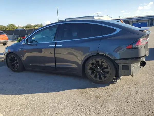 5YJXCAE22GF004875 2016 TESLA MODEL X - Image 2