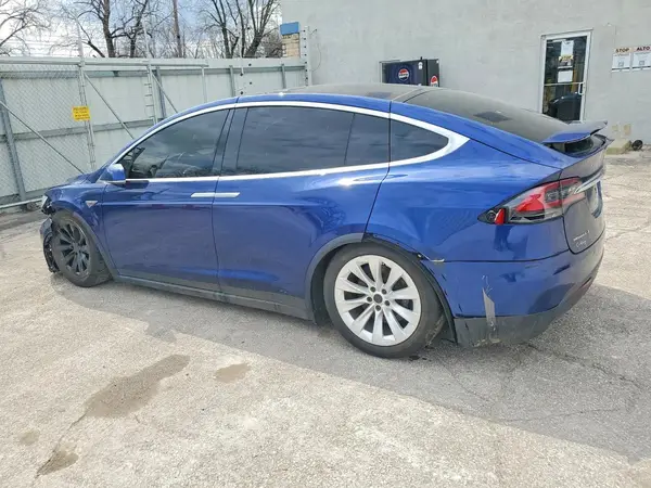 5YJXCAE22GF005170 2016 TESLA MODEL X - Image 2