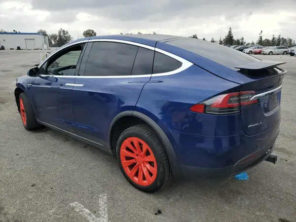 5YJXCAE22GF007971 2016 TESLA MODEL X - Image 2