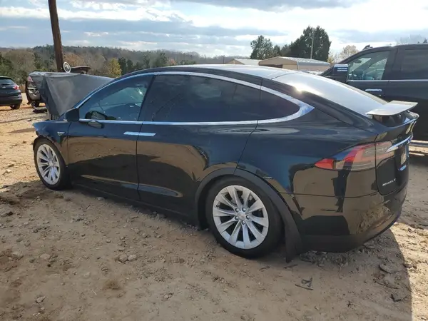 5YJXCAE22GF014466 2016 TESLA MODEL X - Image 2