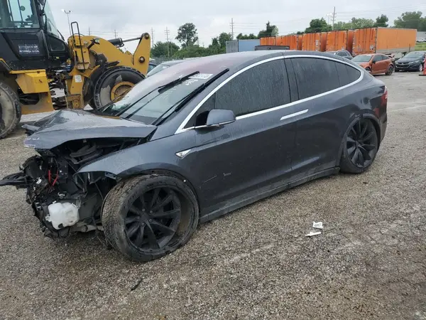 5YJXCAE22GF017593 2016 TESLA MODEL X - Image 1