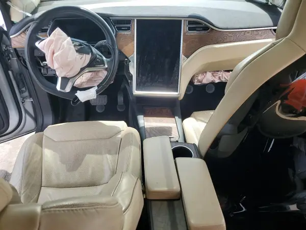 5YJXCAE22HF029552 2017 TESLA MODEL X - Image 8