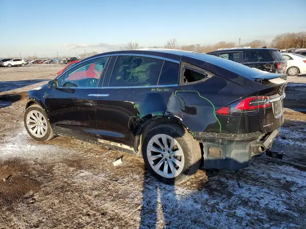 5YJXCAE22HF038199 2017 TESLA MODEL X - Image 2