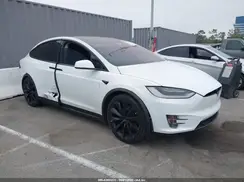 5YJXCAE22HF061353 2017 TESLA MODEL X