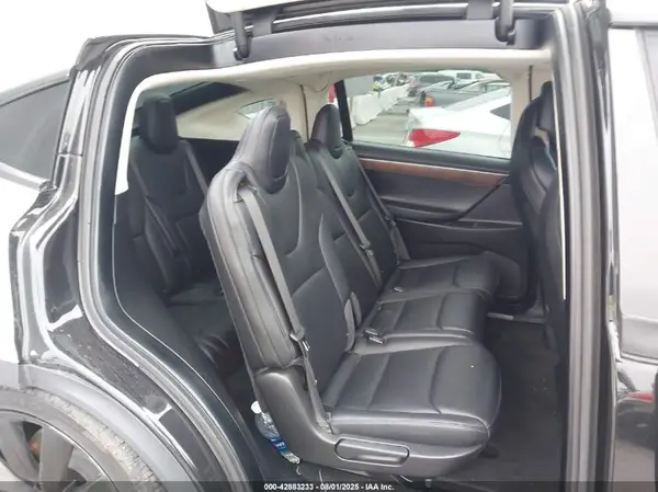 5YJXCAE22HF061353 2017 TESLA MODEL X - Image 8