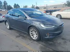 5YJXCAE22HF076094 2017 TESLA MODEL X