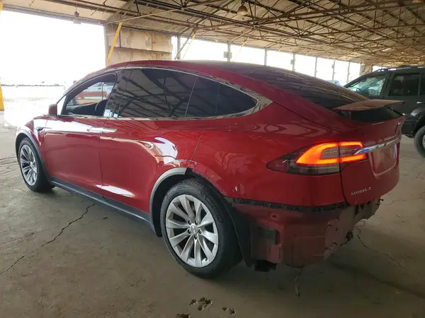 5YJXCAE22HF076225 2017 TESLA MODEL X - Image 2