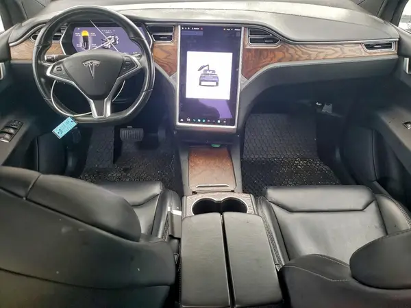 5YJXCAE22HF077150 2017 TESLA MODEL X - Image 8