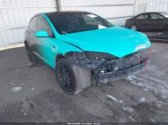 5YJXCAE22JF087151 2018 TESLA MODEL X