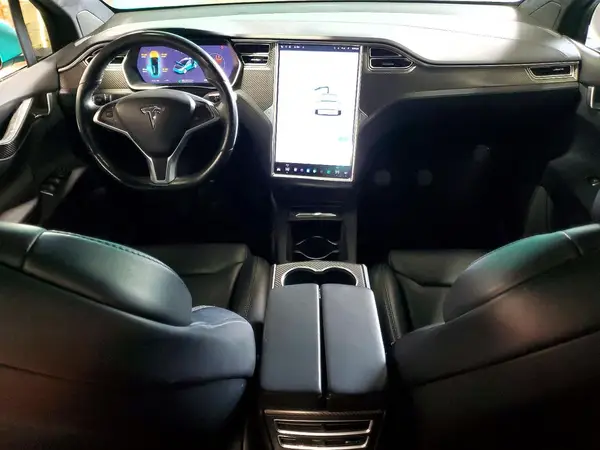 5YJXCAE22JF087151 2018 TESLA MODEL X - Image 8