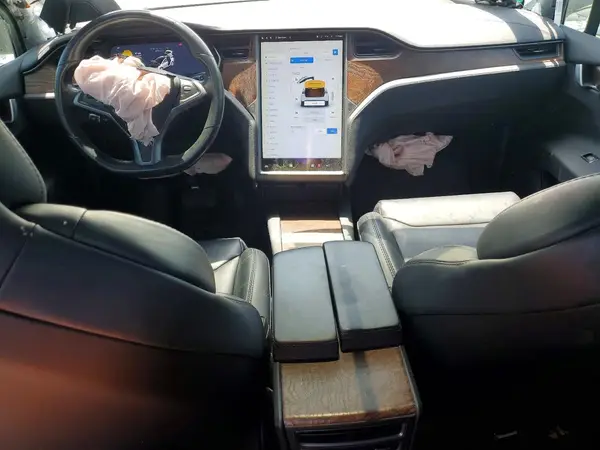 5YJXCAE22JF102280 2018 TESLA MODEL X - Image 8