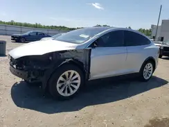 5YJXCAE22JF103977 2018 TESLA MODEL X