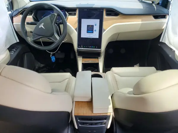 5YJXCAE22JF104143 2018 TESLA MODEL X - Image 8