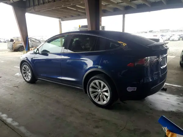5YJXCAE22JF123257 2018 TESLA MODEL X - Image 2