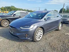 5YJXCAE22JF138308 2018 TESLA MODEL X