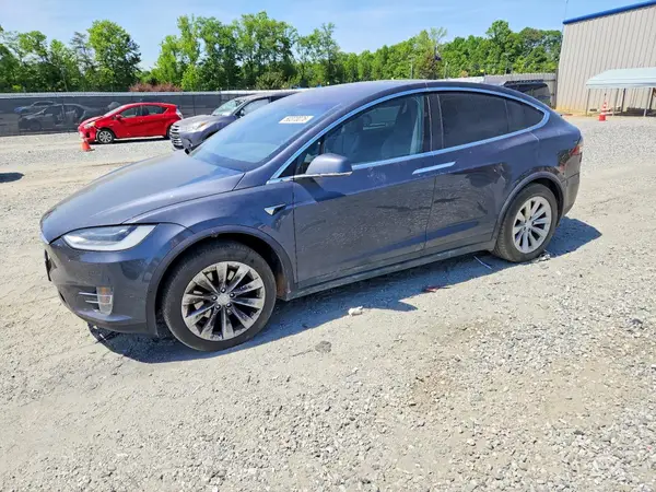 5YJXCAE22JF138437 2018 TESLA MODEL X - Image 1